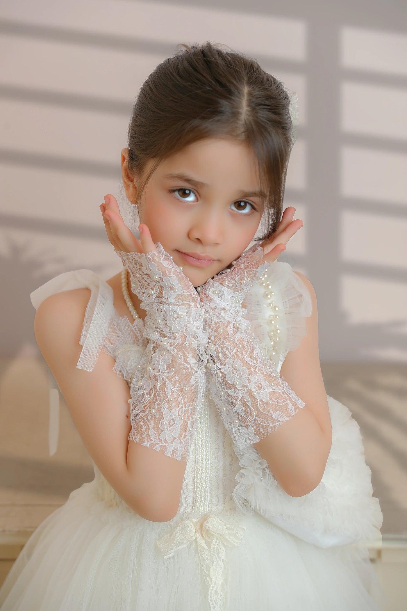 Kids’ hand accessories for weddings & parties – elegant designs
